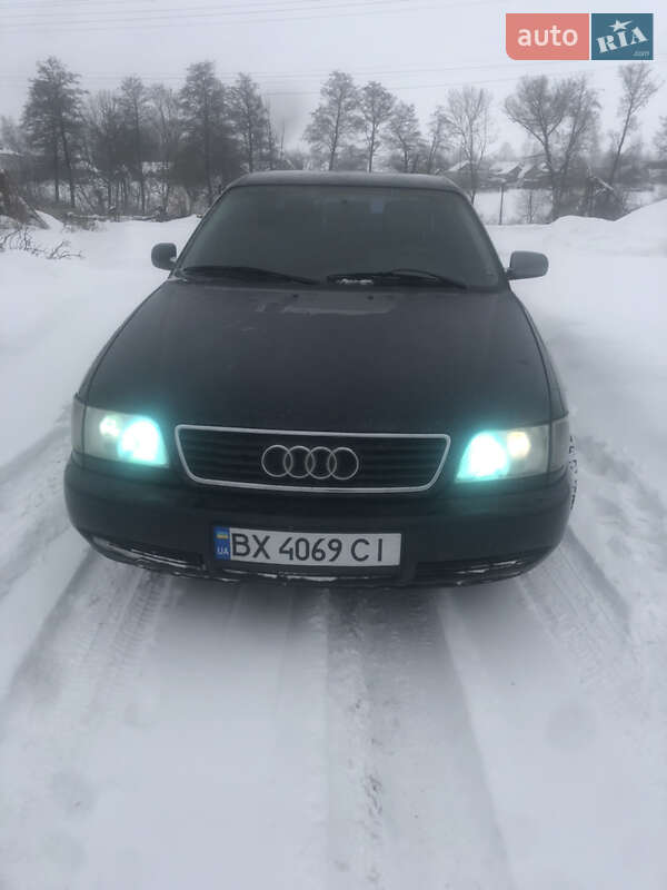 Седан Audi A6 1995 в Шепетівці