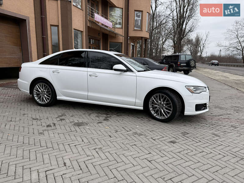 Седан Audi A6 2015 в Тячеве