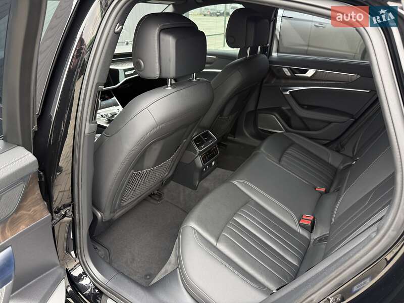Седан Audi A6 2018 в Мукачевому