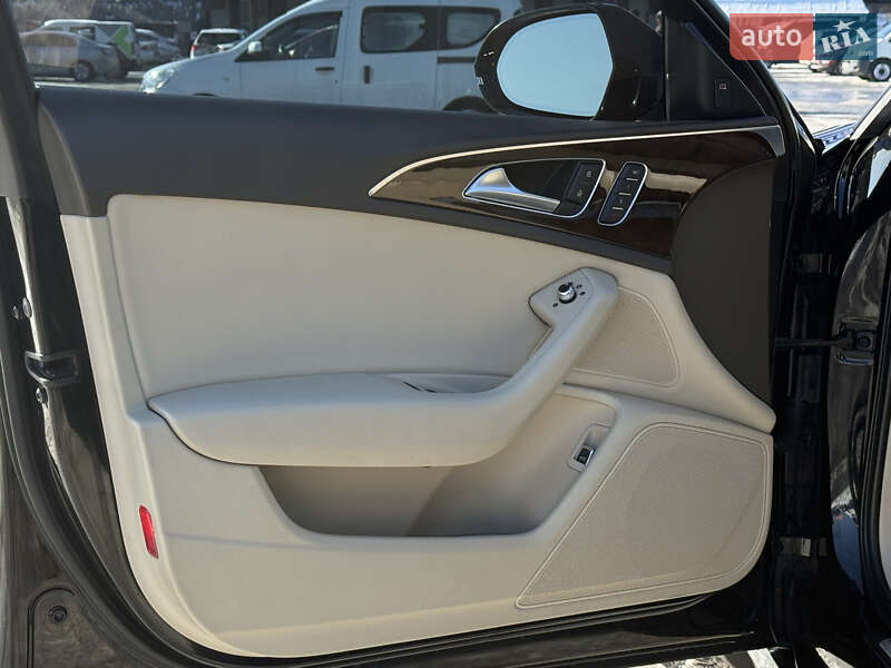 Седан Audi A6 2016 в Киеве