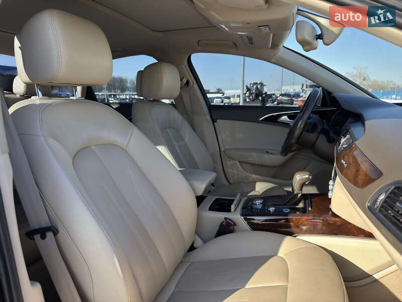 Седан Audi A6 2016 в Киеве