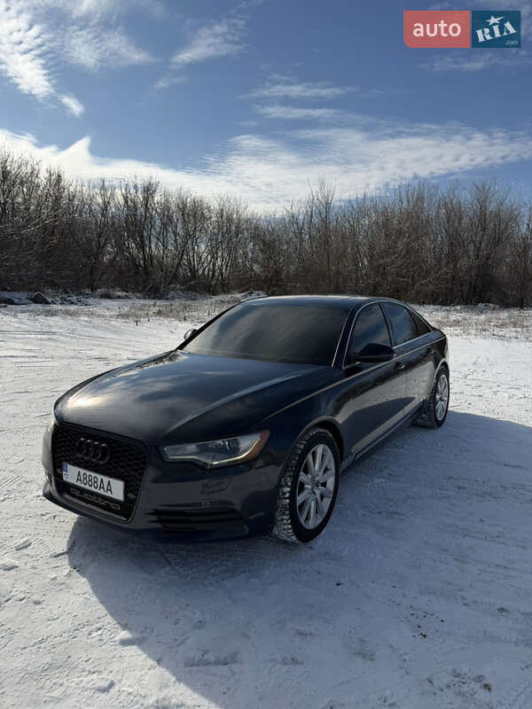 Седан Audi A6 2014 в Полтаве