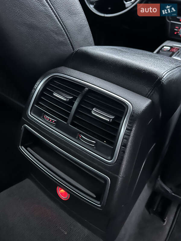 Седан Audi A6 2015 в Березному