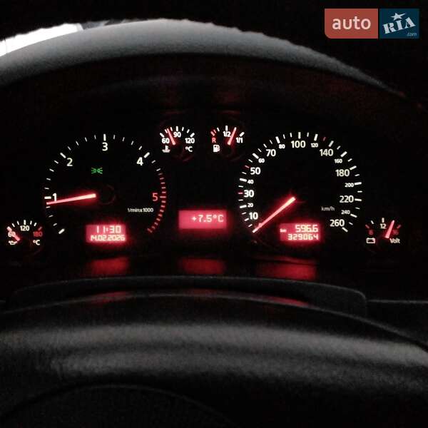 Універсал Audi A6 2001 в Рівному фото 13 Універсал Audi A6 2001 в Рівному