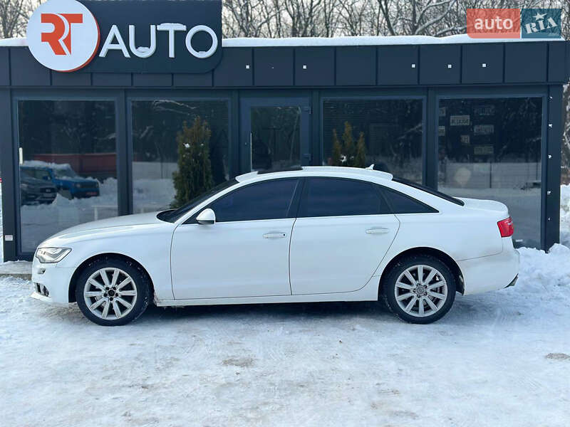 Седан Audi A6 2014 в Львове