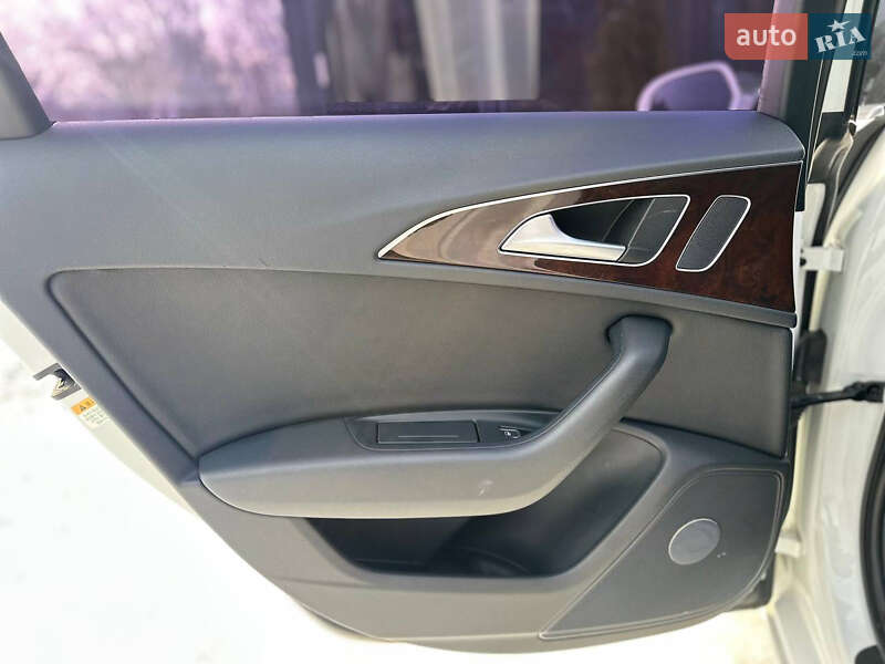 Седан Audi A6 2014 в Львове