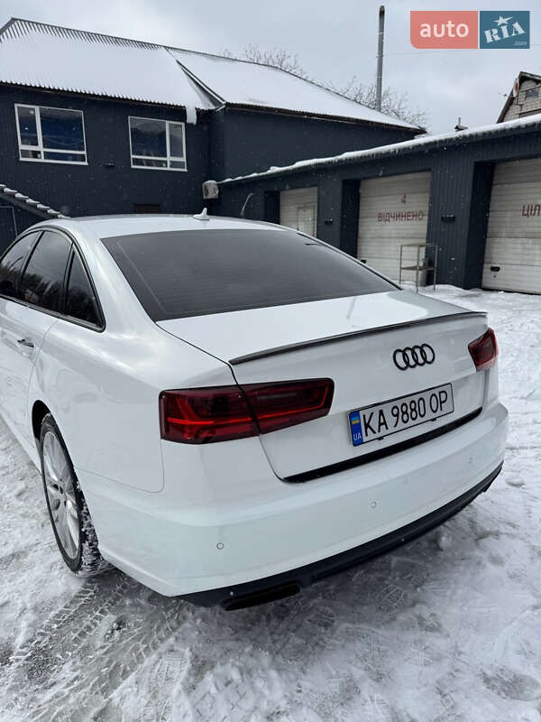 Седан Audi A6 2014 в Киеве