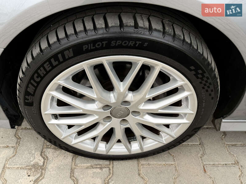 Седан Audi A6 2018 в Одессе