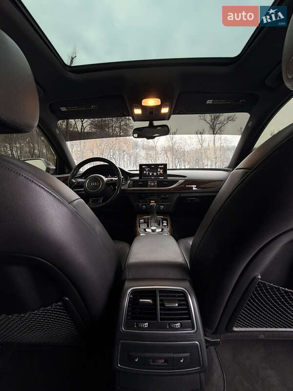 Седан Audi A6 2015 в Киеве