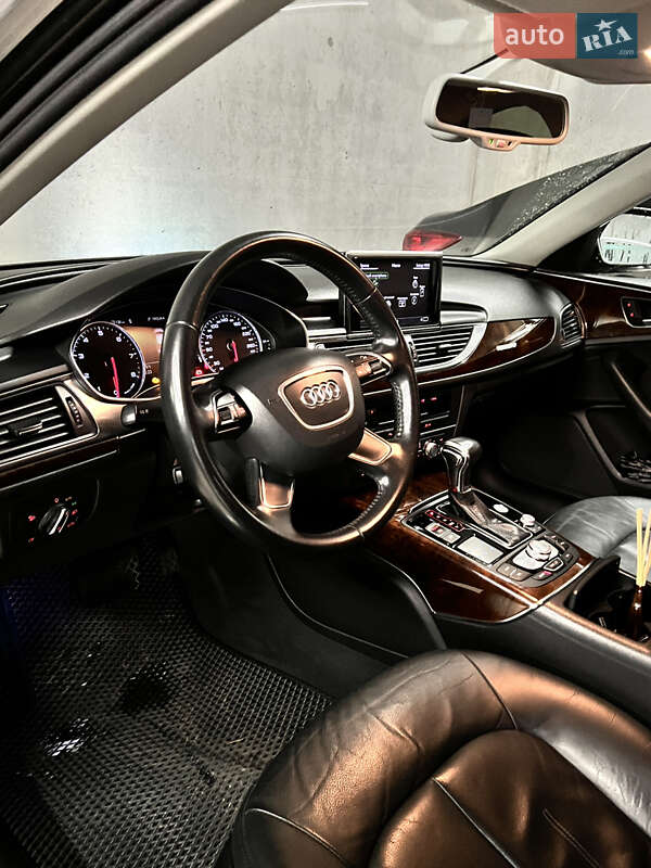 Седан Audi A6 2014 в Одессе