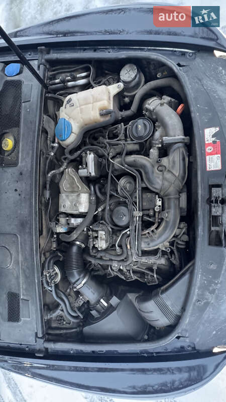 Седан Audi A6 2004 в Гощі