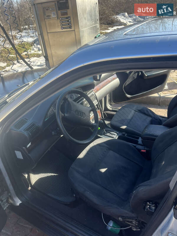 Седан Audi A6 1997 в Рівному