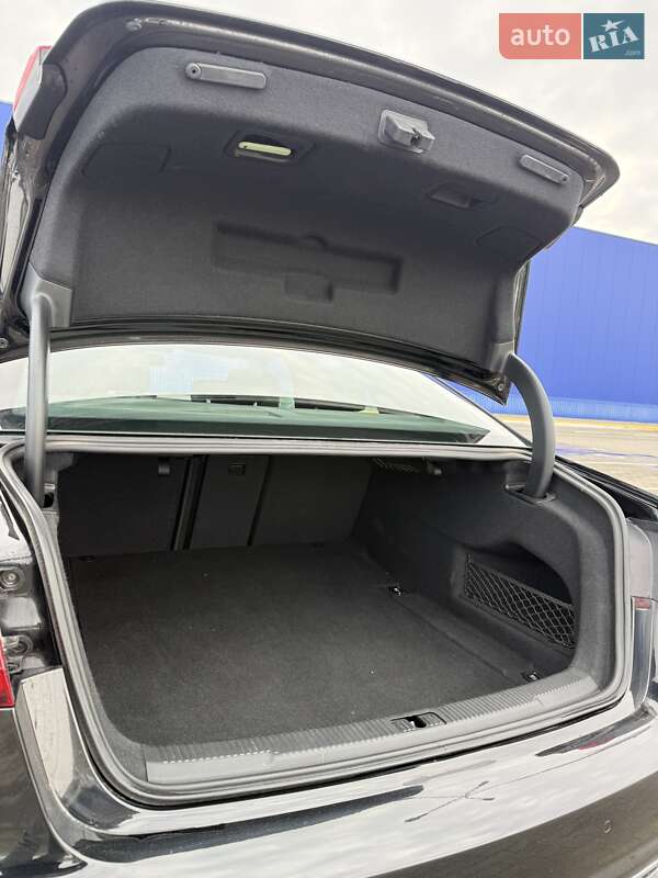 Седан Audi A6 2015 в Сумах