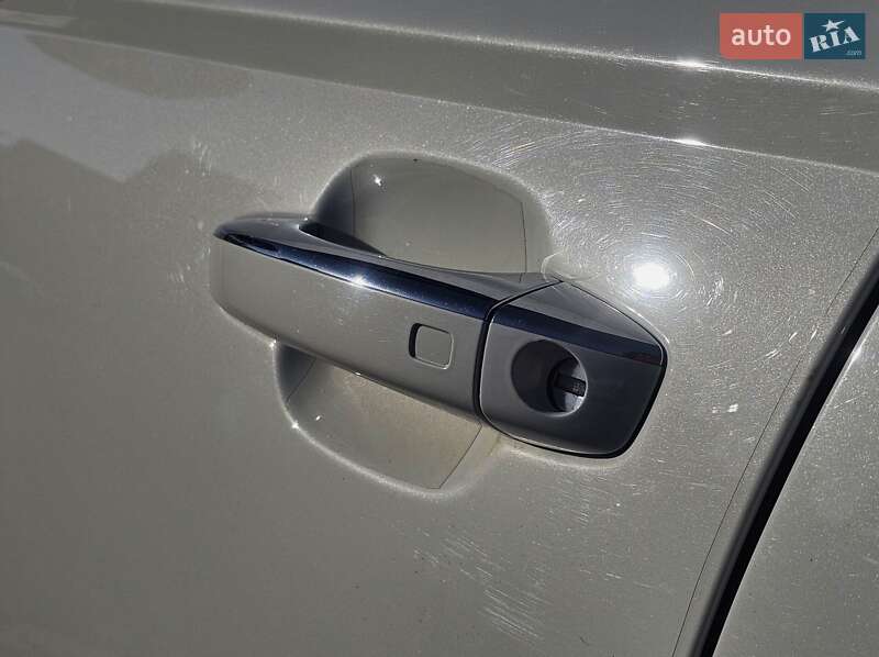 Седан Audi A6 2015 в Киеве