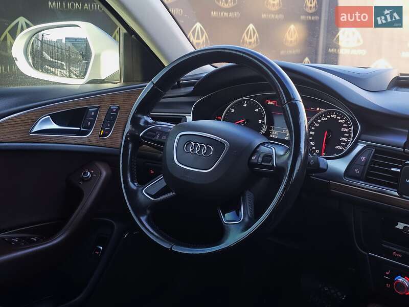Седан Audi A6 2015 в Киеве