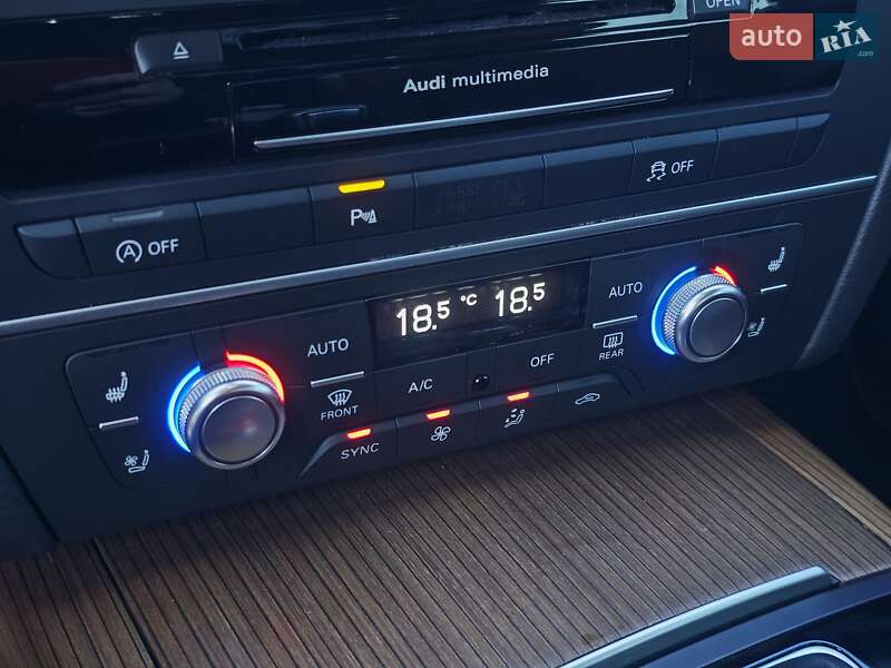 Седан Audi A6 2015 в Киеве