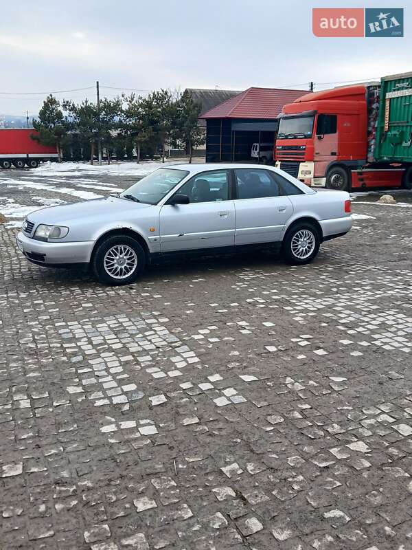 Седан Audi A6 1996 в Кельменцях