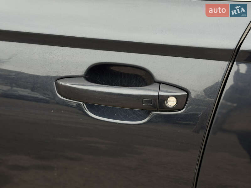 Седан Audi A6 2011 в Шептицькому