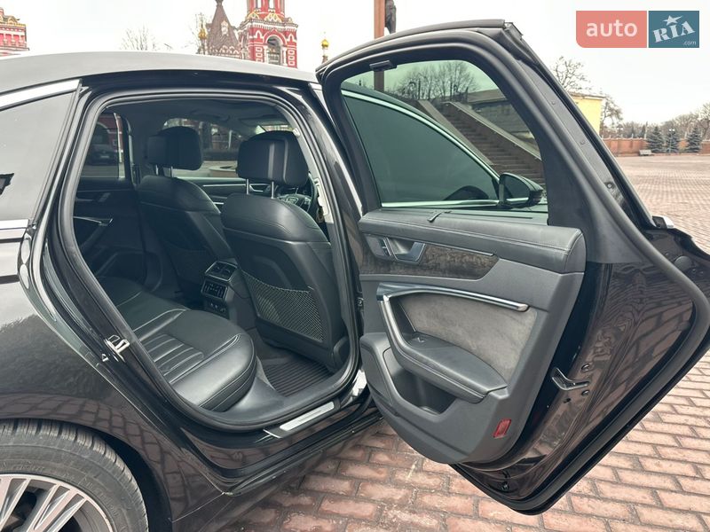 Седан Audi A6 2018 в Днепре