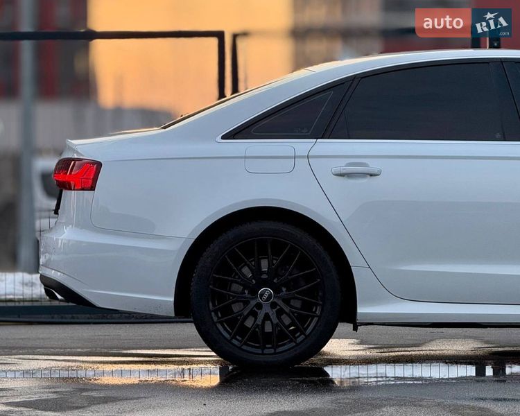 Седан Audi A6 2016 в Киеве