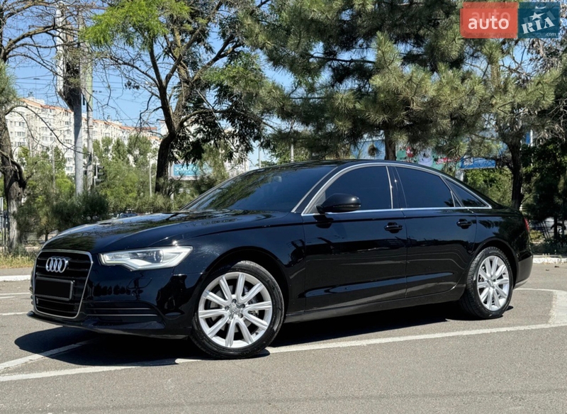 Седан Audi A6 2012 в Киеве