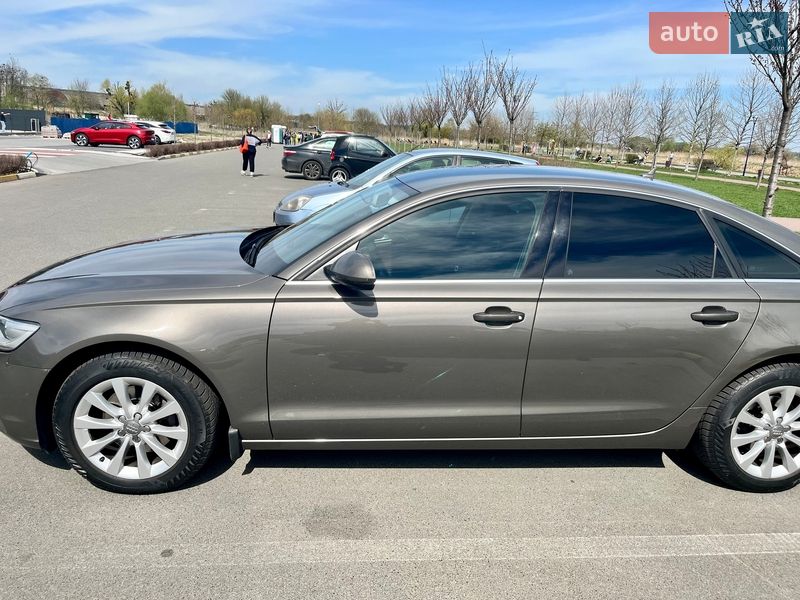 Седан Audi A6 2012 в Ірпені