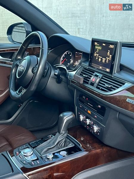 Седан Audi A6 2015 в Киеве