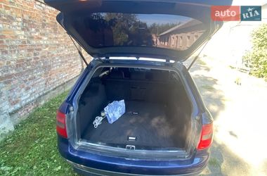Универсал Audi A6 2001 в Волочиске