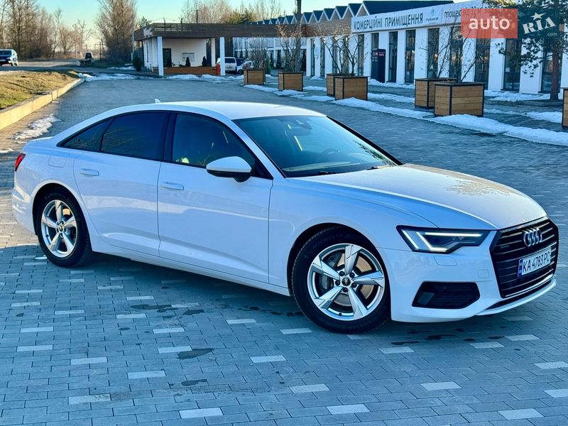 Седан Audi A6 2022 в Киеве