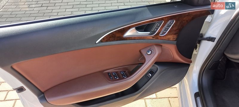 Седан Audi A6 2015 в Луцке