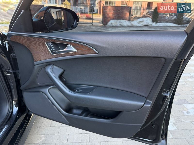 Седан Audi A6 2016 в Умані