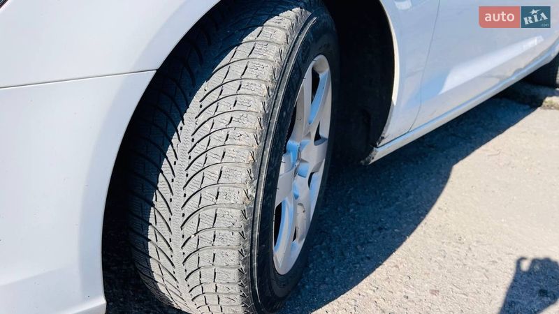 Седан Audi A6 2011 в Новому Бузі