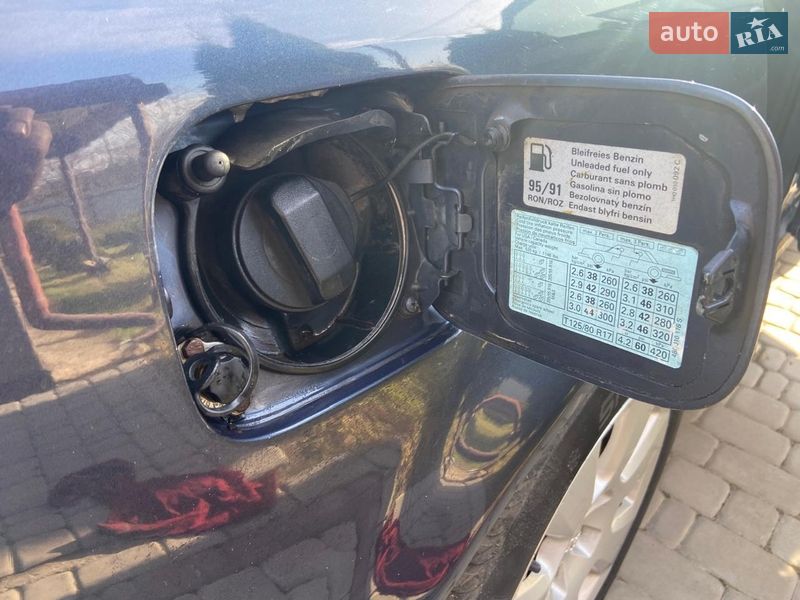 Седан Audi A6 2002 в Камені-Каширському