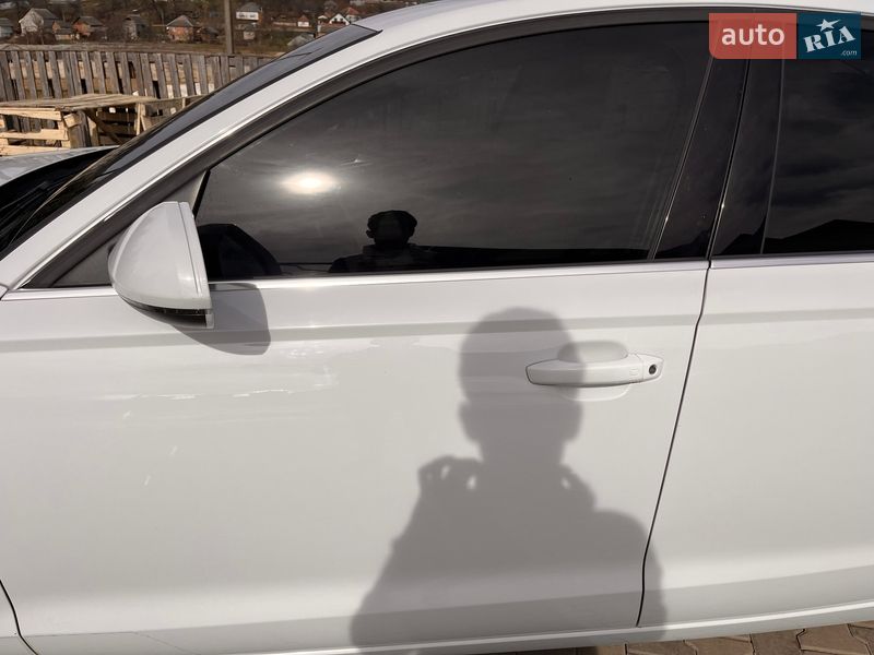 Седан Audi A6 2014 в Виноградові