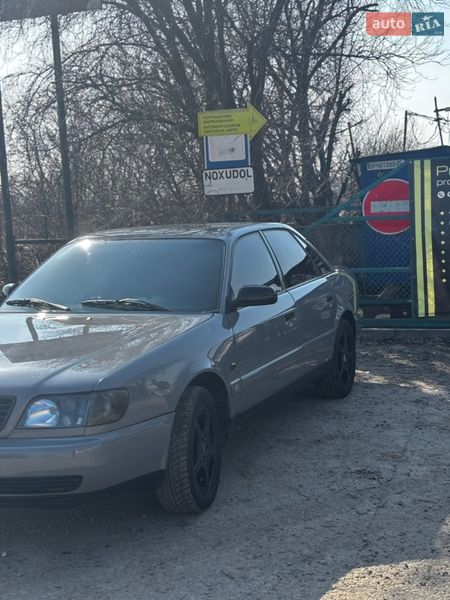 Седан Audi A6 1997 в Ровно
