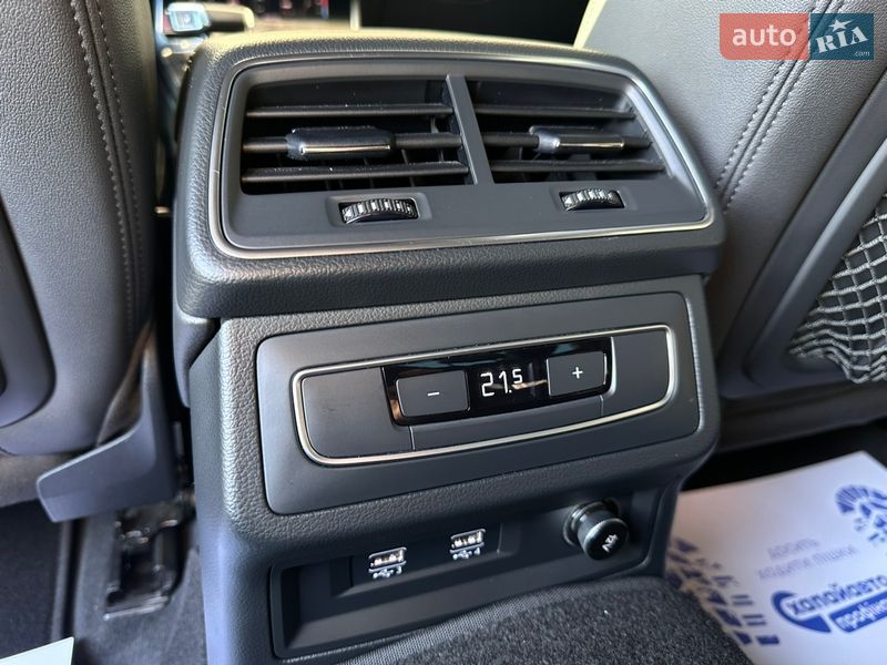 Седан Audi A6 2019 в Киеве