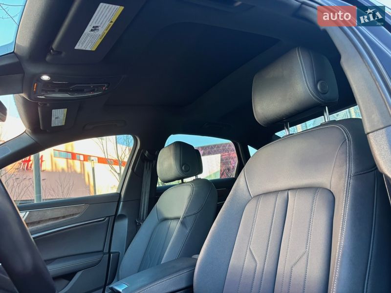Седан Audi A6 2019 в Киеве