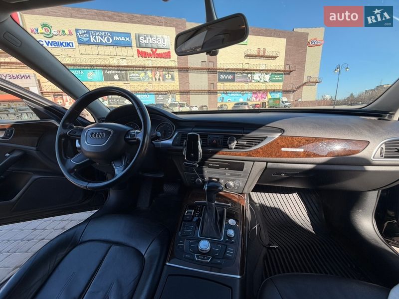 Седан Audi A6 2012 в Харькове