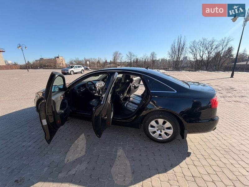 Седан Audi A6 2012 в Харькове