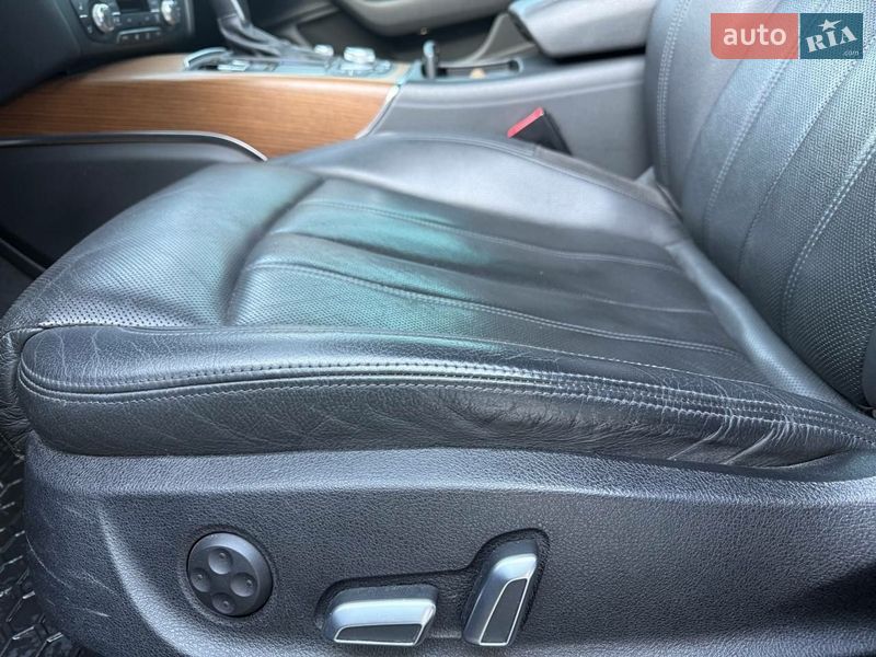 Седан Audi A6 2015 в Ровно