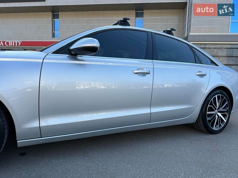 Седан Audi A6 2013 в Харькове