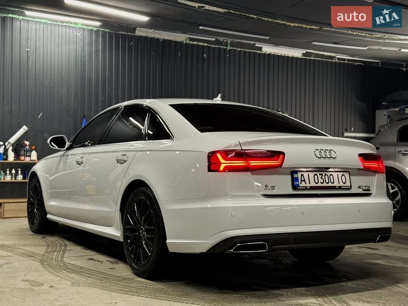 Седан Audi A6 2015 в Киеве
