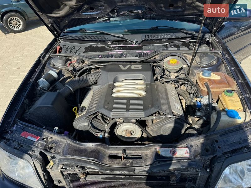 Седан Audi A6 1996 в Старом Самборе