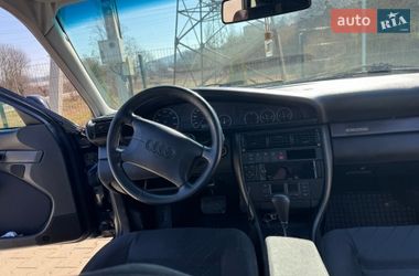 Седан Audi A6 1996 в Старом Самборе