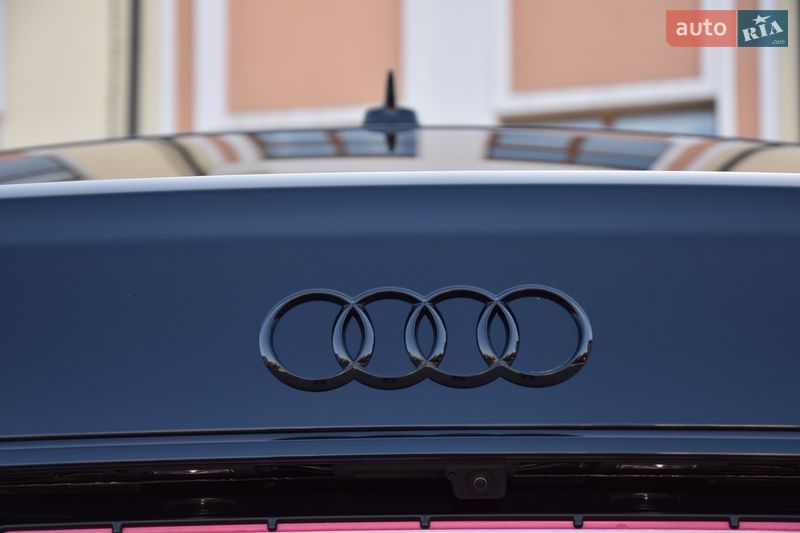 Седан Audi A6 2023 в Львове