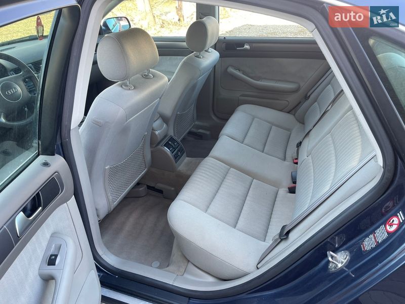 Седан Audi A6 2002 в Надворной