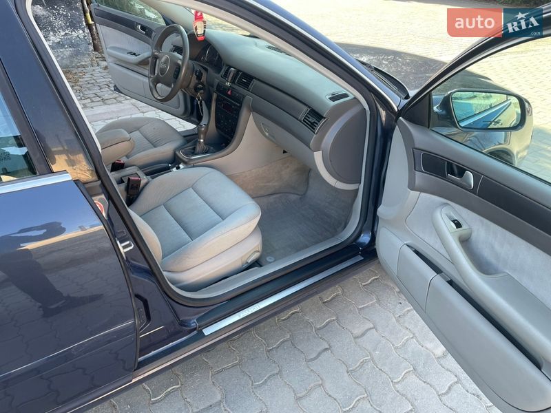 Седан Audi A6 2002 в Надворной