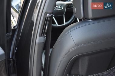 Седан Audi A6 2023 в Львове