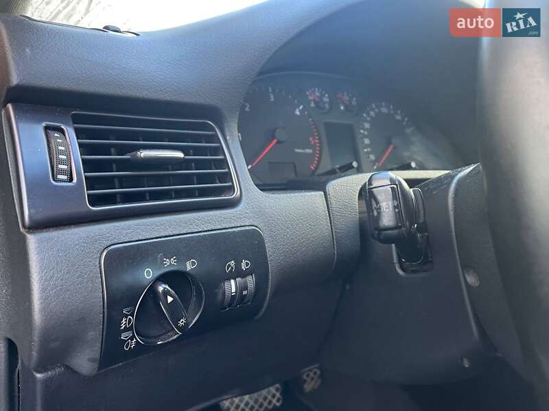 Седан Audi A6 2002 в Львове