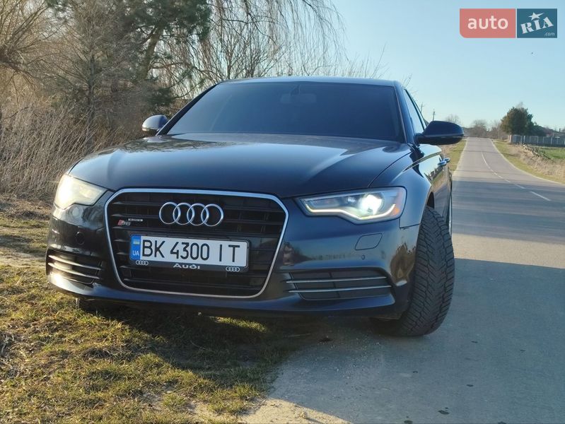 Седан Audi A6 2013 в Новояворівську